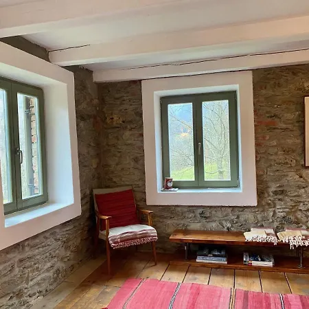 Klavze 28 موست نا سوتشي