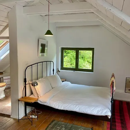 Klavze 28 فندق مبيت وإفطار