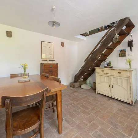 Bed & Breakfast Klavze 28 4*