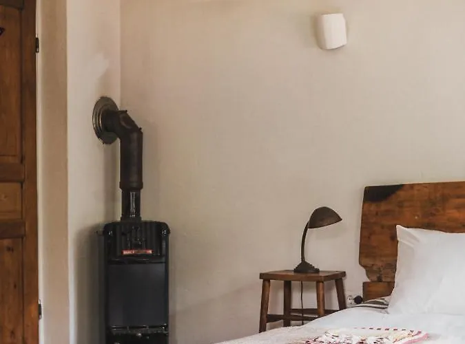 Klavze 28 Bed & Breakfast 4*